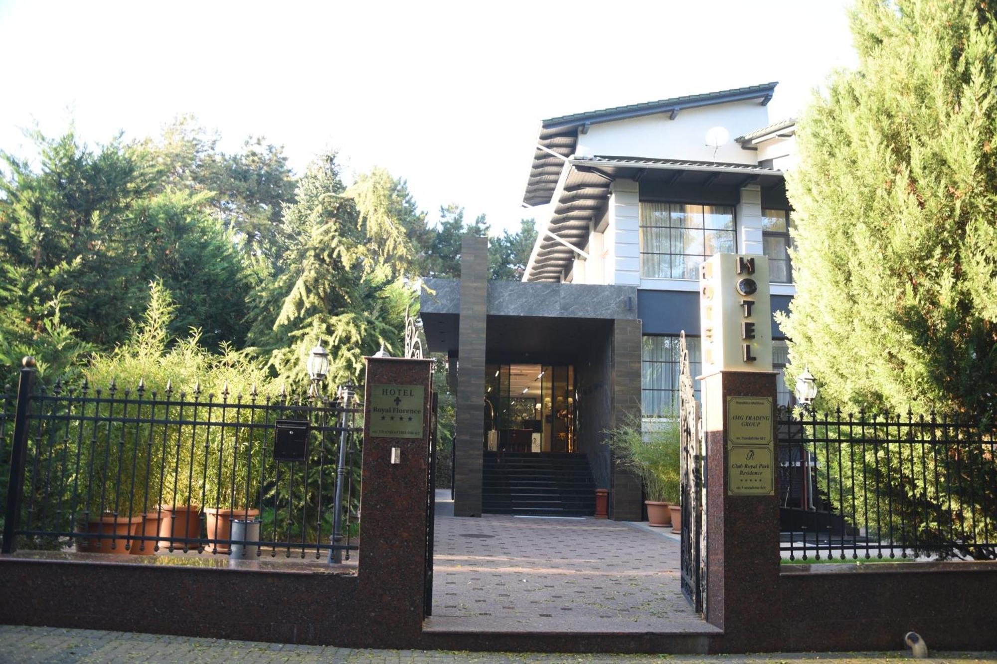 Hotel Royal Florence Chisinau Exterior photo
